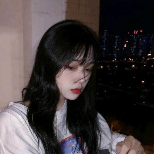 吃瓜图片搞笑女文案,搞笑女星的吃瓜日常